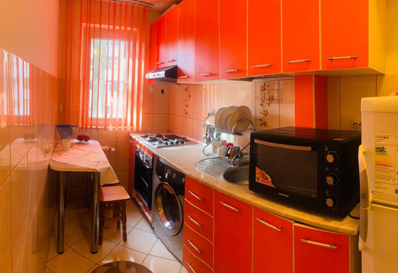 Apartment Iasi Luaran gambar
