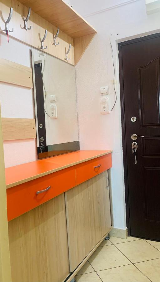 Apartment Iasi Luaran gambar